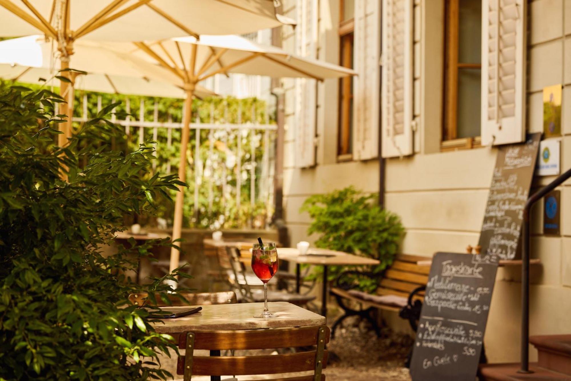 Hotel Gast - Und Kulturhaus Der Teufelhof Bâle Extérieur photo